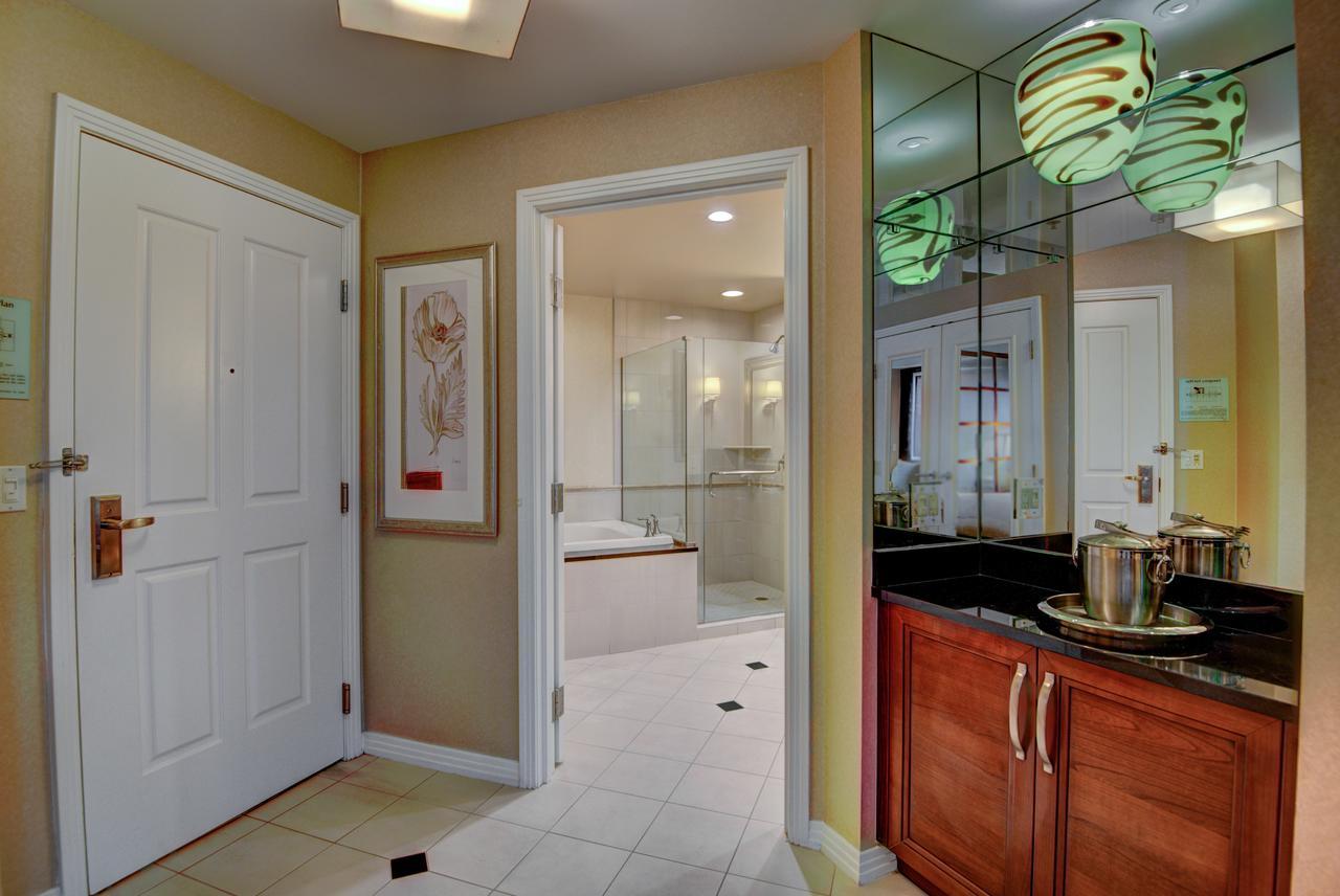 Penthouse Suite With Strip View At The Signature At Mgm Grand Las Vegas Ngoại thất bức ảnh
